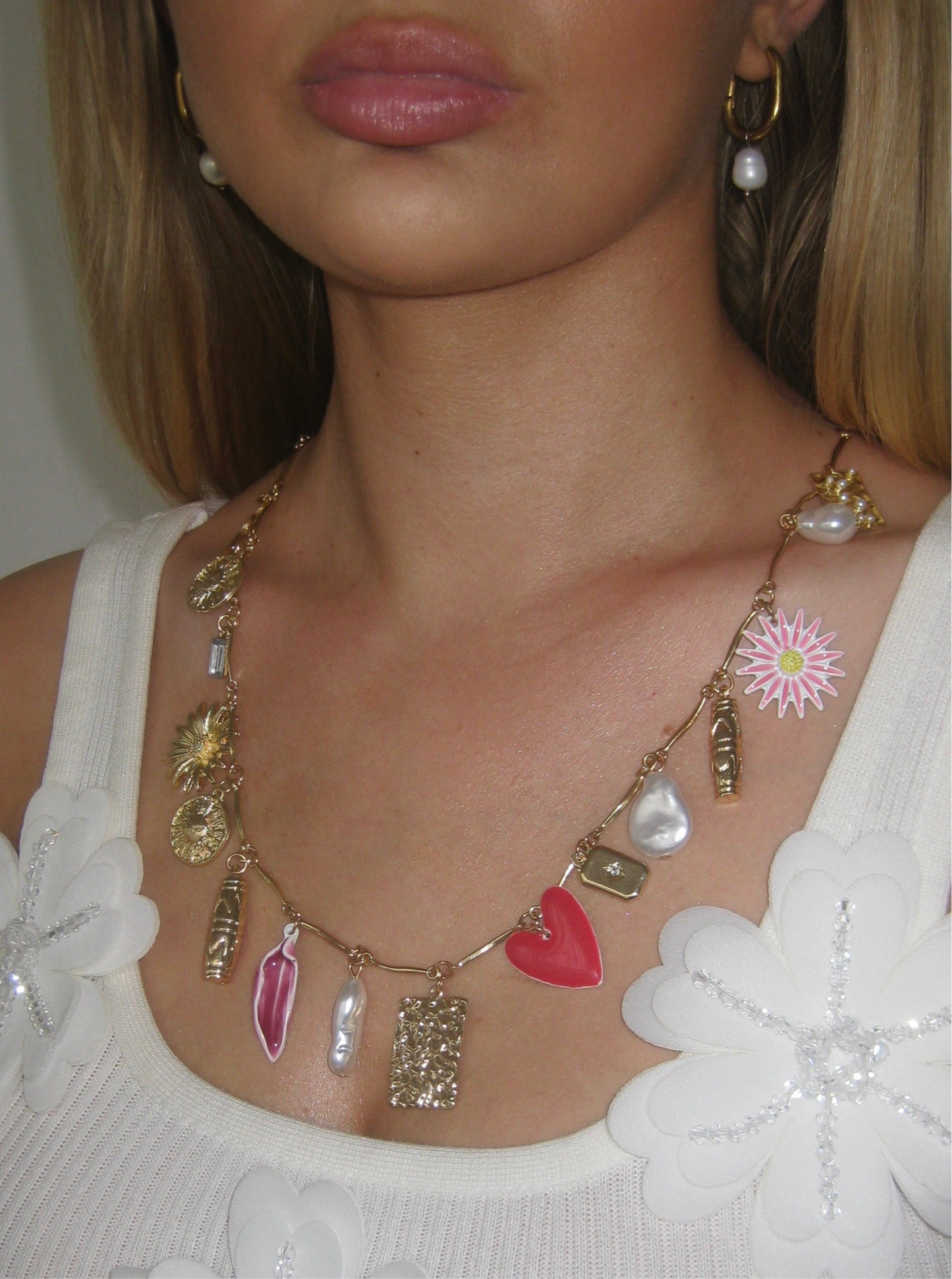 CALLA NECKLACE